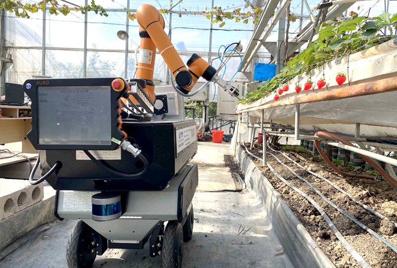 輪式采摘機器人.jpg